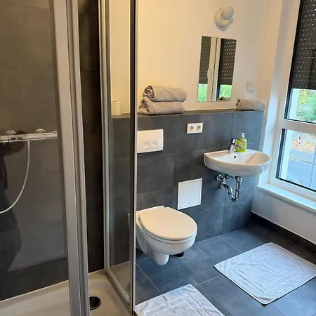 Apartamento Wunderschoene In Leipzig 1 Og Rechts