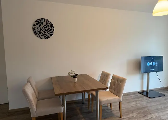 Wunderschoene In Leipzig 1 Og Rechts Appartement Taucha